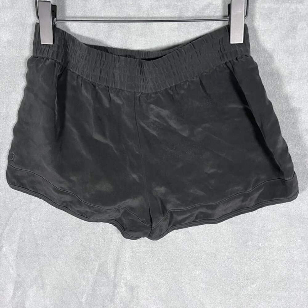 Kit and Ace Next to You Silk Short Tailored Fit M Black - Picture 2 of 4